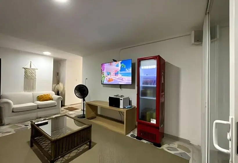 デラックススタジオ, Gl Hostal Habitacion Familiar