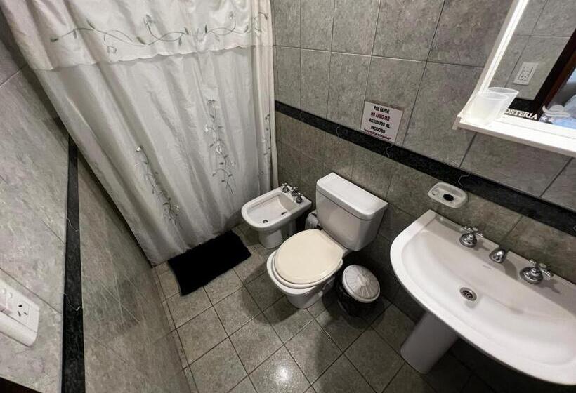 标准三人间, Hostería Copahue