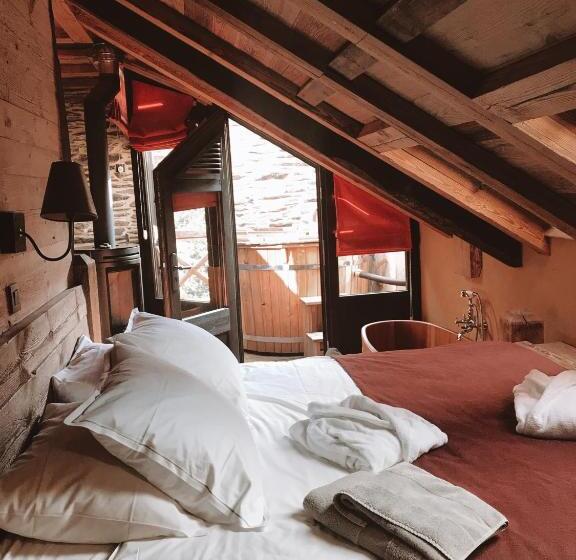 Люкс, Les Cabanes De Rensiwez