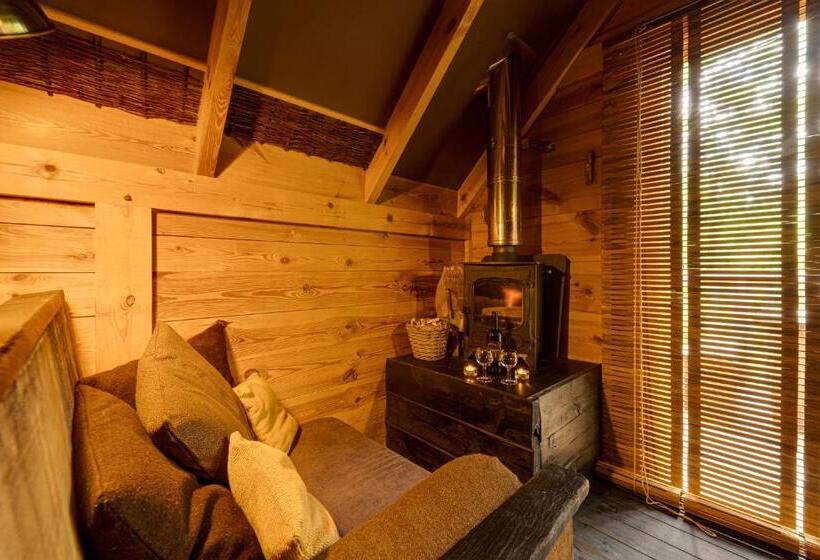 샬레, Les Cabanes De Rensiwez