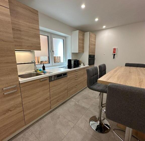 ガーデンビュースタンダードルーム, Guesthouse Alpinum