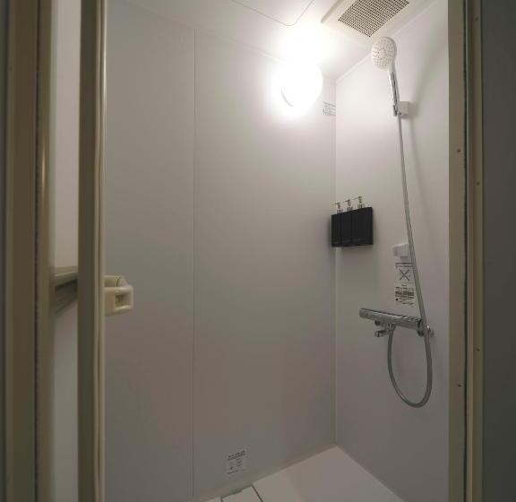 스탠다드 룸, Arcade