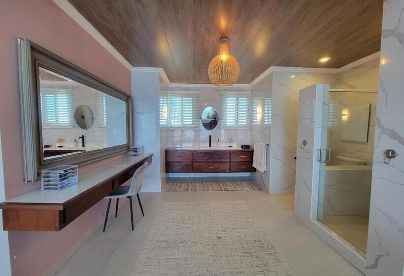 4间卧室的房子, Island Magic Villas