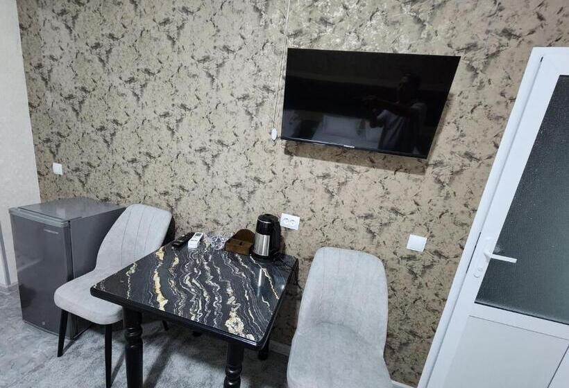 Quarto Triplo Estandar, Room4you