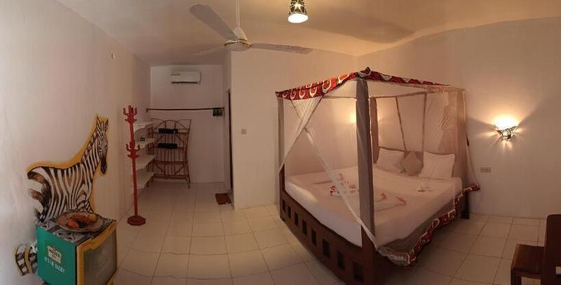 Номер Deluxe Вид на Море с Балконом, Zanzi Beach
