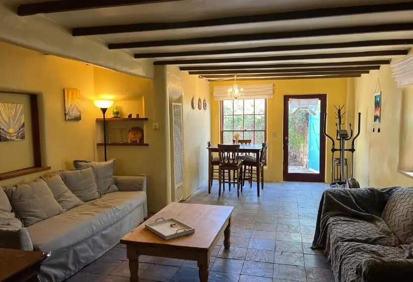 اتاق خانوادگی, Casa Del Sol