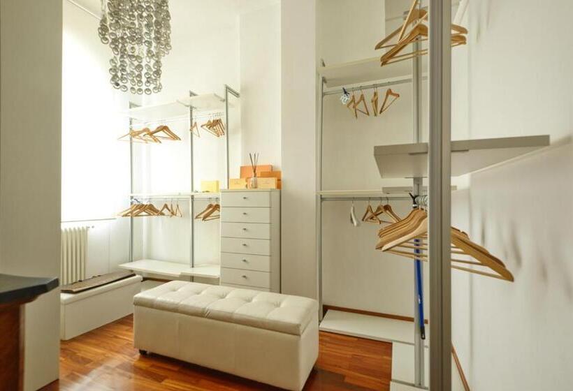 سوئیت جونیور خانوادگی, Palazzo Podestà