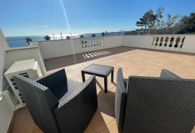 سوئیت جونیور خانوادگی, Palazzo Podestà