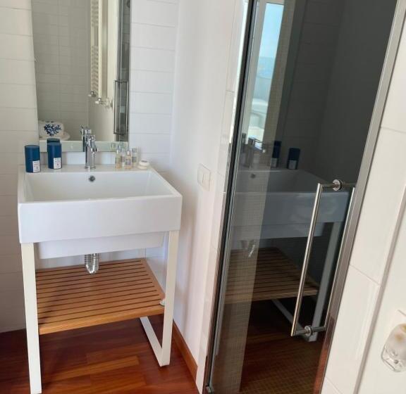 اتاق کلاس بیزنس, Palazzo Podestà