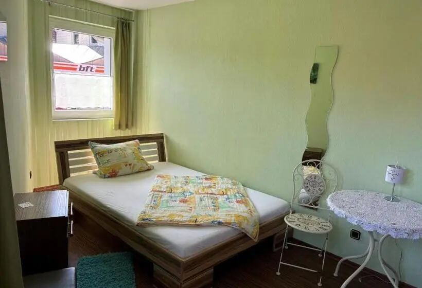スタンダードシングルルーム, Pension Nentershaus