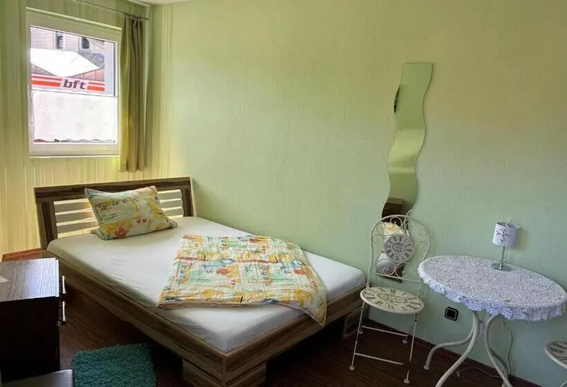 スタンダードシングルルーム, Pension Nentershaus