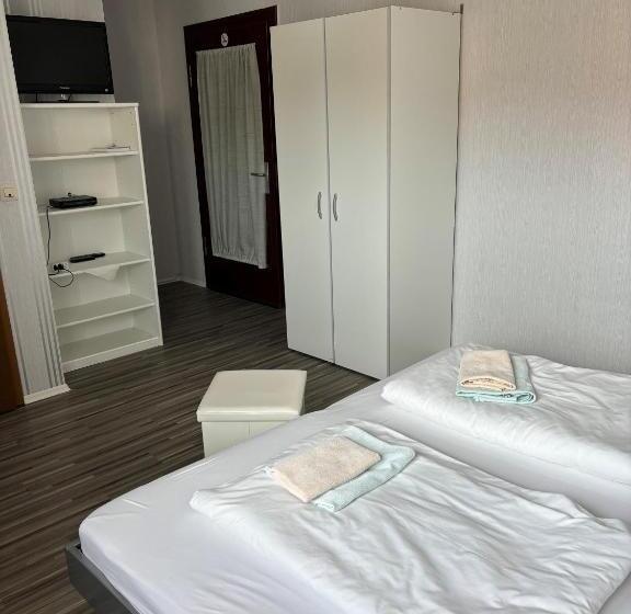 Номер Стандарт, Pension Nentershaus