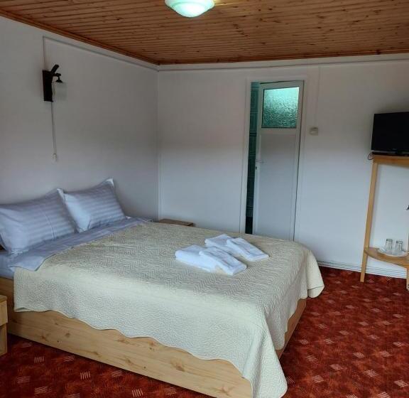 חדר סטנדרט, Pensiunea La Taverna