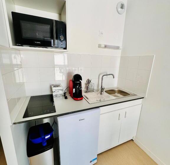 اتاق استاندارد, Diac Hotel L Hermitte Bordeaux