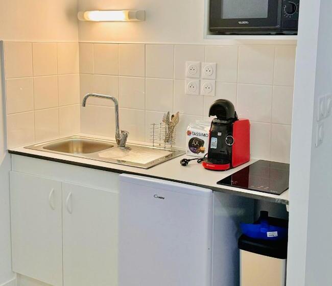 اتاق استاندارد یک نفره, Diac Hotel L Hermitte Bordeaux