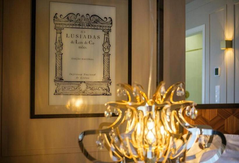 海景套房, Azores Book