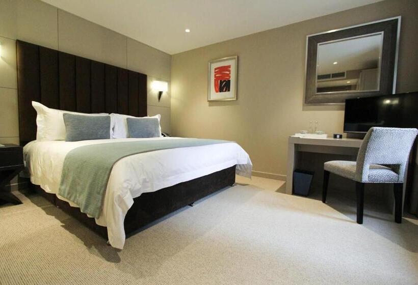 Номер Стандарт Адаптированный для Инвалидов, Cae Court