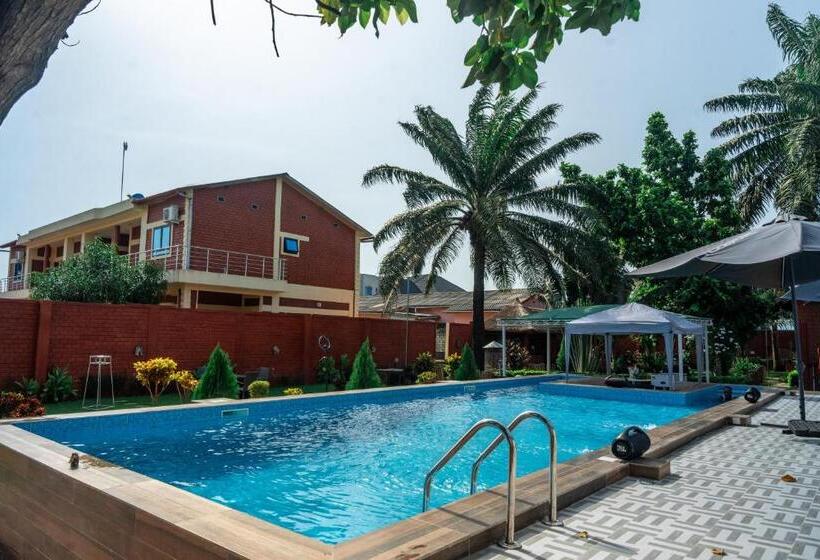 Апартаменты 1 Спальня Нижний Этаж, Home Sweet Home Cococodji