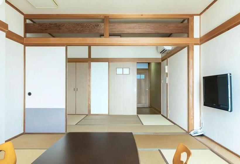 חדר סטנדרט לשלושה, Sennenmatsu