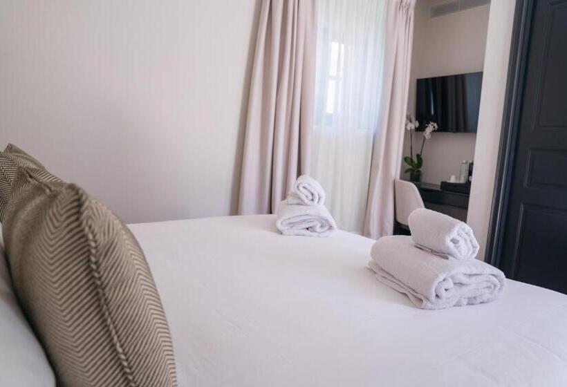 带观景的豪华间, Sidonia