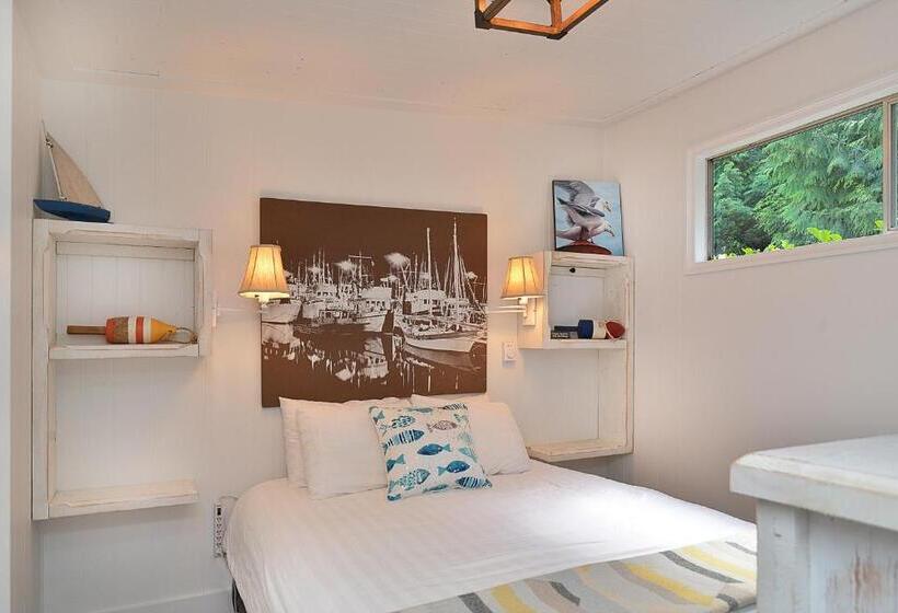 带海景的标准房, John Henry S Marina And Resort