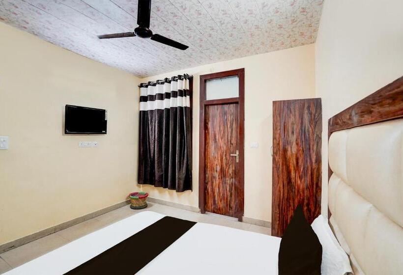 标准间, Oyo 82482 Hotel Welcome