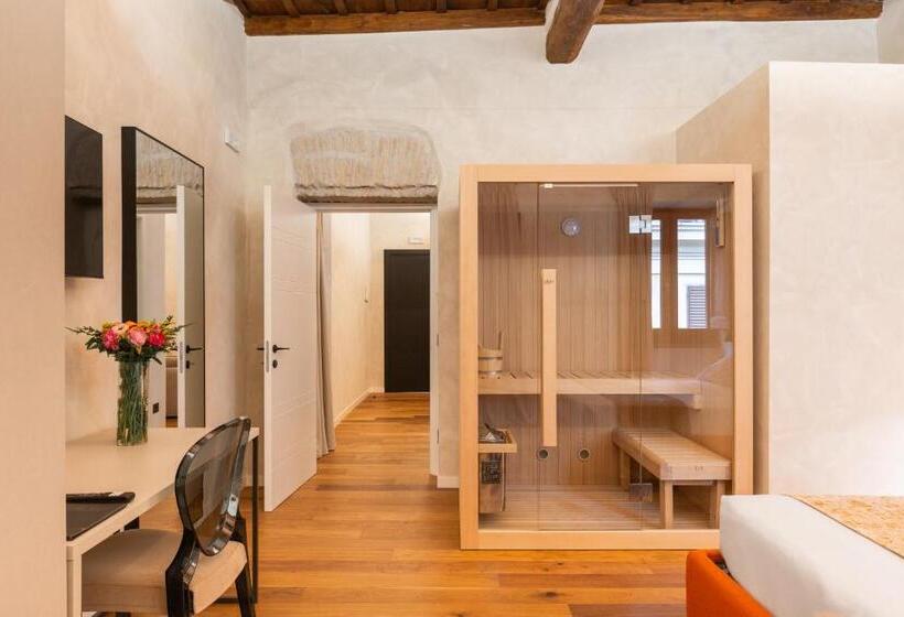 סוויטה, Residenza Leutari