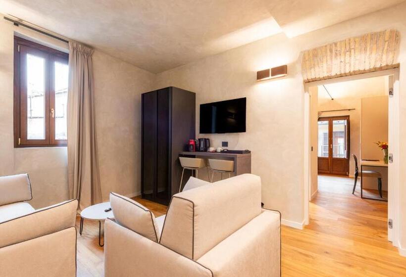 סוויטה, Residenza Leutari