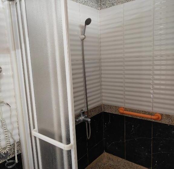 اتاق کلاسیک چهارنفره, Chang Qing Ju Homestay