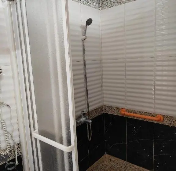 اتاق کلاسیک چهارنفره, Chang Qing Ju Homestay