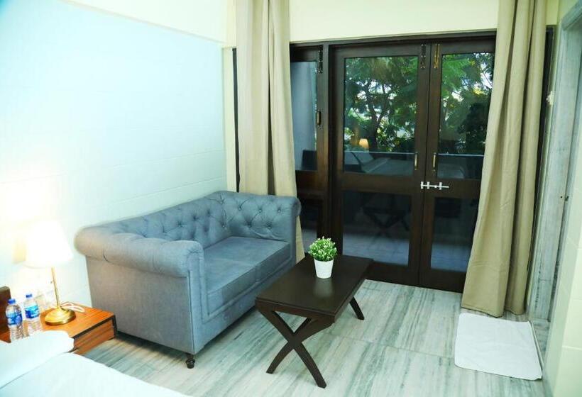 디럭스 스튜디오, Kasa De Tortoise Hotel By Umrb Andheri Sport Complex