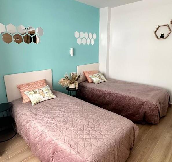 اتاق استاندارد با چشمانداز شهر, Pensión Alicante Bergez