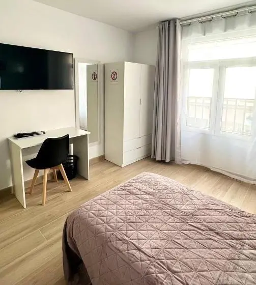 اتاق استاندارد با چشمانداز شهر, Pensión Alicante Bergez