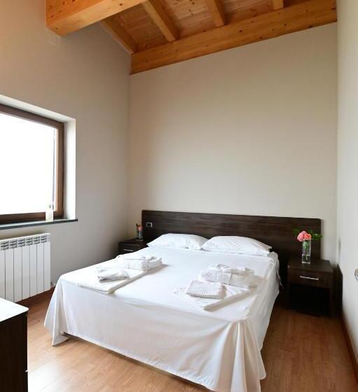 غرفة سوبيريور رباعية, Baita Solaria