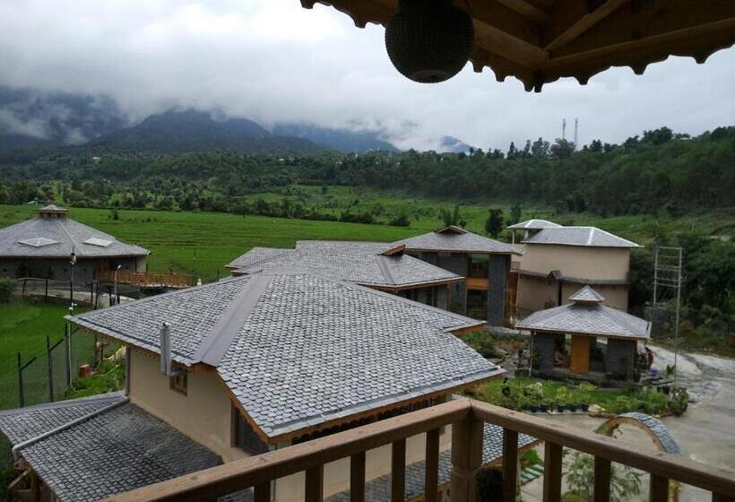 غرفة ديلوكس, Osho Himalayas Meditation Resort