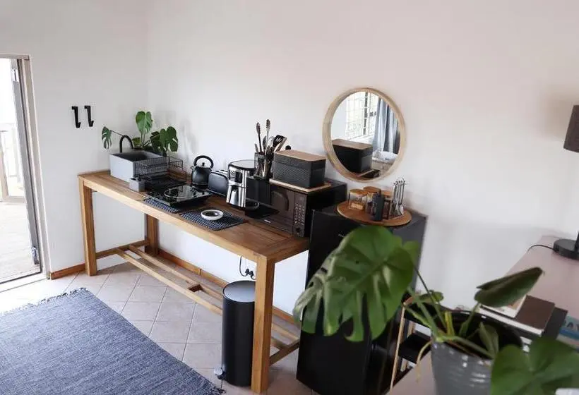 Studio Standard Vue Mer, At Lowerpoint Loft Style Studio