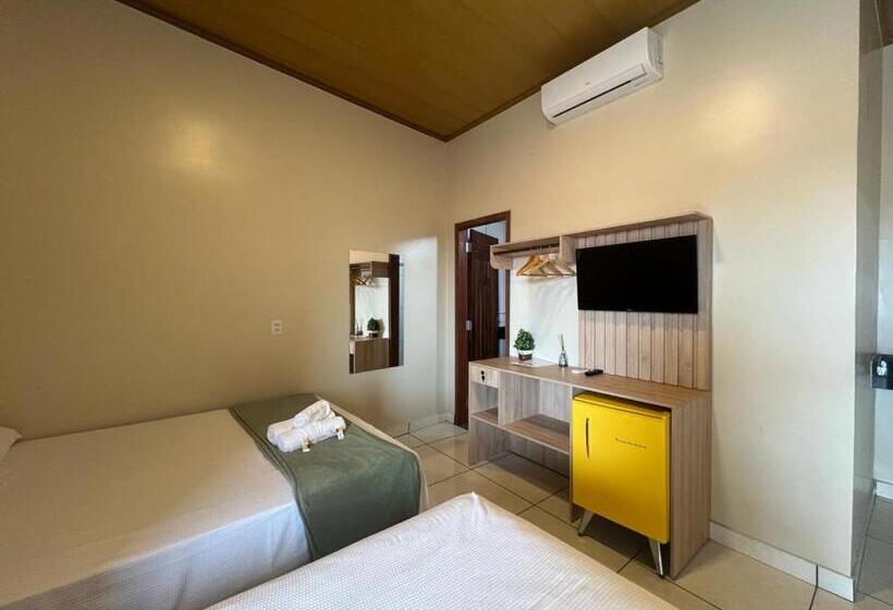 스탠다드 트리플 룸, Pousada Amorim