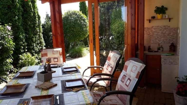 Номер Superior Кровать Кинг, Canadian Style House With 3d Effect Pool