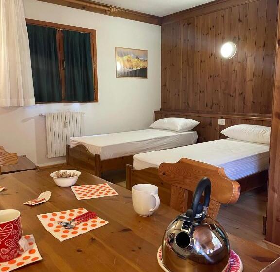 １階の１ベッドルームアパートメント, Chalet Scoiattolo Residence Sussy