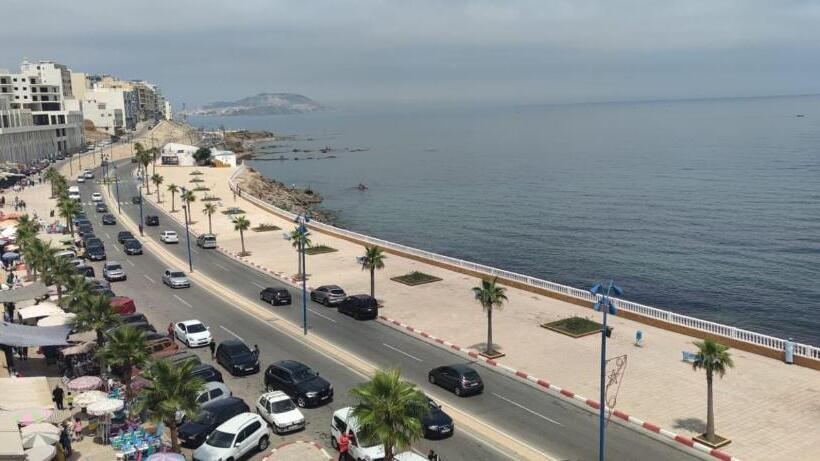 اتاق استاندارد با سرویس بهداشتی مشترک, Al Andalous