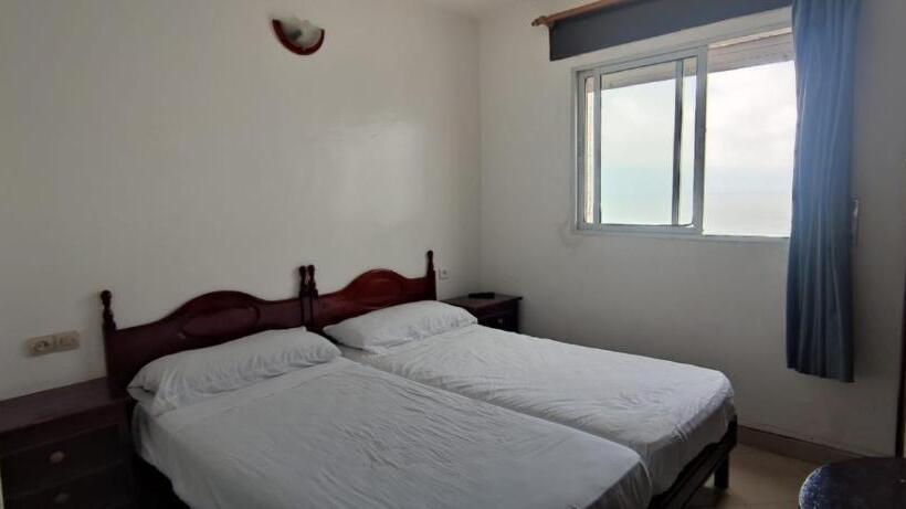 اتاق استاندارد با چشم‌انداز دریا, Al Andalous