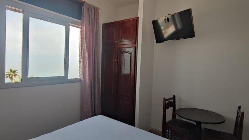 اتاق استاندارد با چشم‌انداز دریا, Al Andalous