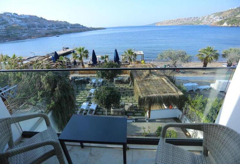 غرفة ديلوكس مطلّة علي البحر, Casa Ja Voi