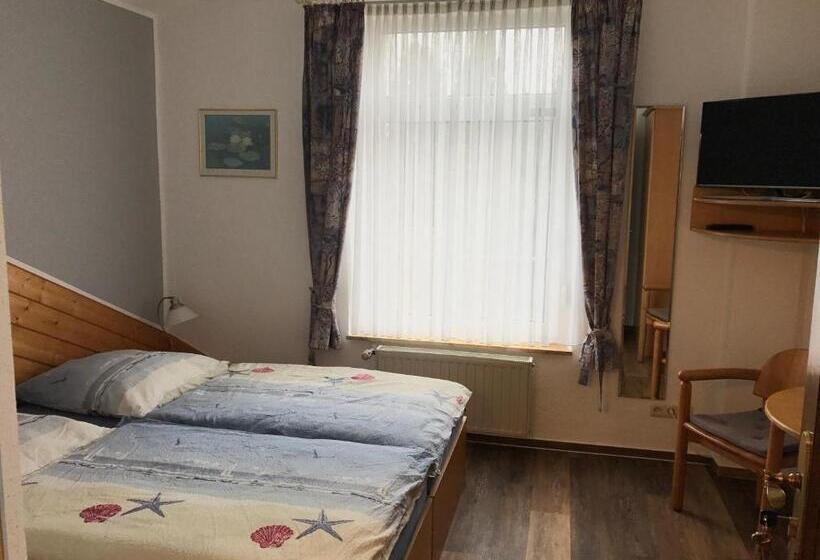 غرفة قياسية, Marina