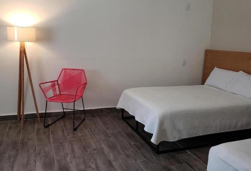 חדר סטנדרט עם מיטת קינג, Real De Castilla Nuovo