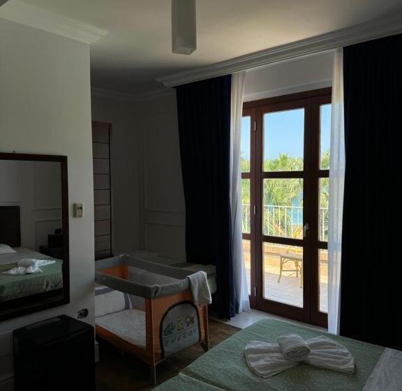 Номер Стандарт Трехместный, Villa Livia