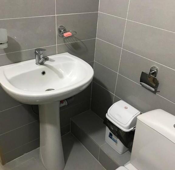 اتاق خانوادگی, Aknur Deluxe