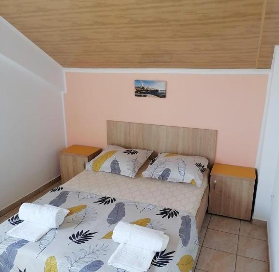 Standard room with outdoor bath, Bcm Family House
