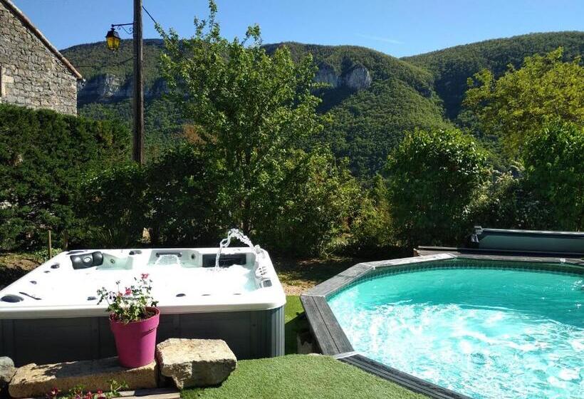 豪华房间, Lesoleilo