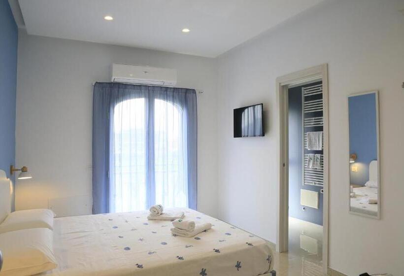 اتاق استاندارد با تخت بزرگ, Villa Del Gaudio Rooms & Apartments